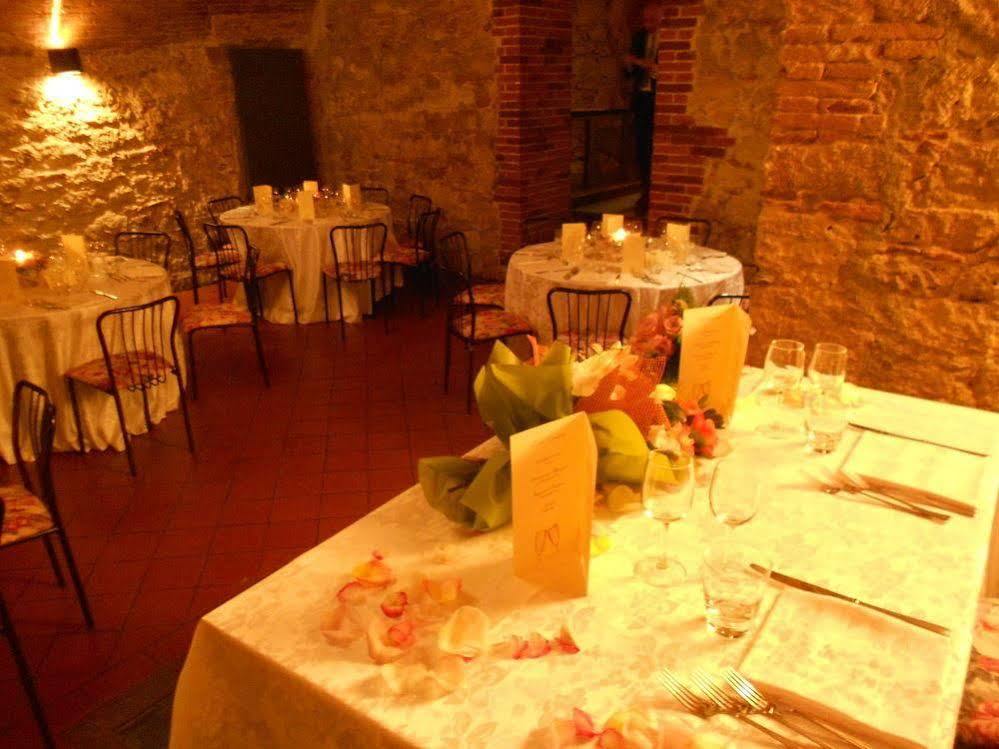 Castello Del Capitano Delle Artiglierie Bed & Breakfast Castrocaro Terme Exterior foto